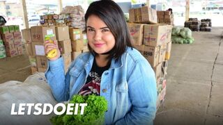 Pasarica Latina grasa futut adanc de xiomara