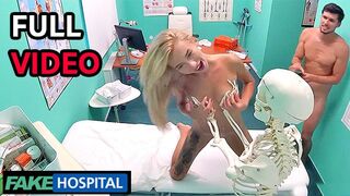 Adolescentul rus blond înghite plăcerea doctorului - un spital fals