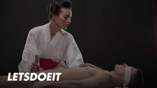 Cehia seducătoare Vanessa Decker îl înnebuneşte pe Max Dior cu călăritul fierbinte