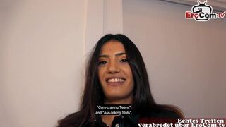 Un tocilar german sexy la o întâlnire