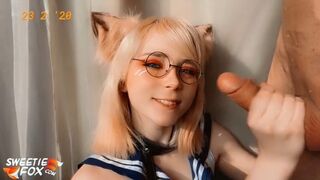 Vulpe dulce suge pe tipul vecinului și înghite totul în cosplay