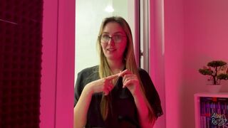 Jucătorul câştigă păsărica mamei sale vitrege