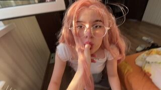 Drăguţ adolescent suge pula lui - cel mai bun sex oral spectacol