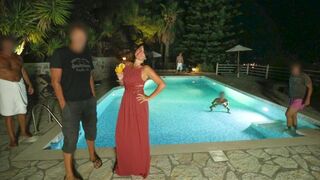 Crema crema de grup Kinky în vila porno - toate găurile sunt deschise!