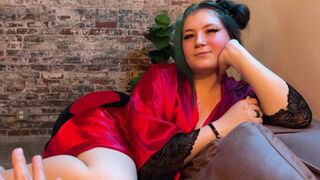 Casting curvy: Şi-o trage cu fiica ei vitregă ca să-şi facă iubitul gelos
