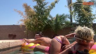 A scos bikini de pe mine