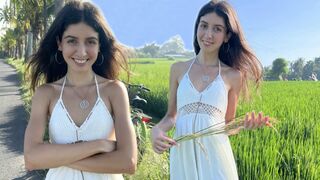 Fata drăguţă care conduce orezul îi place să lucreze cu sexul