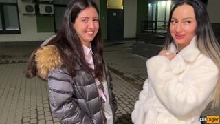 Eu şi un prieten am prins doi peşti seducători pe care i-am tras-o tare
