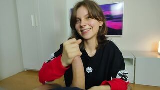 Adolescent amator cățea nebun față-în-față selecție - gura fierbinte spritzing și joc cu fundul!