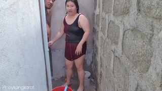 Filipina fata în baie, greu futut
