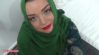 Sălbatic nenorocit cu un milf fierbinte într-un pov înec