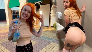 Am luat o fată şi i-am tras-o într-un WC public!