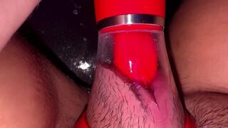Orgasme intensive cu aspirație extremă cu cutie de miere