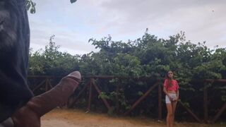 Riscant în public şi o femeie m-a prins!