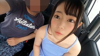 Ochi mari şi corp mic! 147 cm osaka mini fata suge și bate cocoș în timp ce conduce