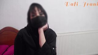 Secretara sexy îşi porneşte şeful şi se termină cu sex sălbatic