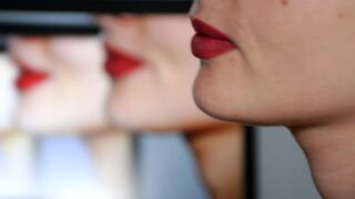 Sex oral perfect de aproape cu spray facial de cateringamator