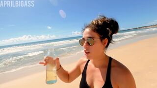 E pe o plajă braziliană care varsă pipi, trei litri în public în Rio Grande do Nortei!