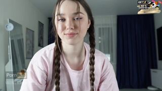 Fratele meu Mostoha iubeşte cărţile şi sexul anal - Valeria Sladkih