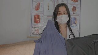 Asistenta îi tratează foarte greu disfuncţia erectilă
