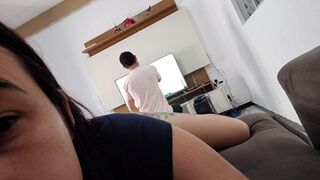 Vreau să i-o trag mecanicului, să-i arăt fundul meu mare, să văd dacă merge!