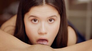 Pasiunea lesbiană în ziua liberă pe Wow Girls Channel cu două fete sexy