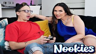 Nookies - Mature Mostohaanya Josephine James Stripuri jenante Plătesc chirie Mostohafia