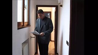 Pierre. Dj primeşte o felaţie de familie de la bătrâna femeie într-o scenă de amatori