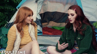 ADULT TIME - tabără de lesbiene