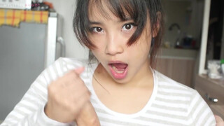 O japoneză de 18 ani bate scula
