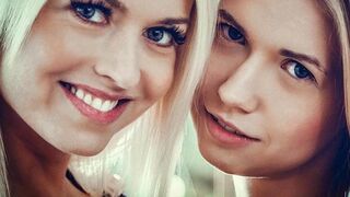 Îmbrăţişări lesbiene fierbinţi de blonde mature cu Lena Love şi Violette Pink