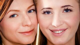 Joc lesbian fierbinte Aria lui Logan cu seductie rosie